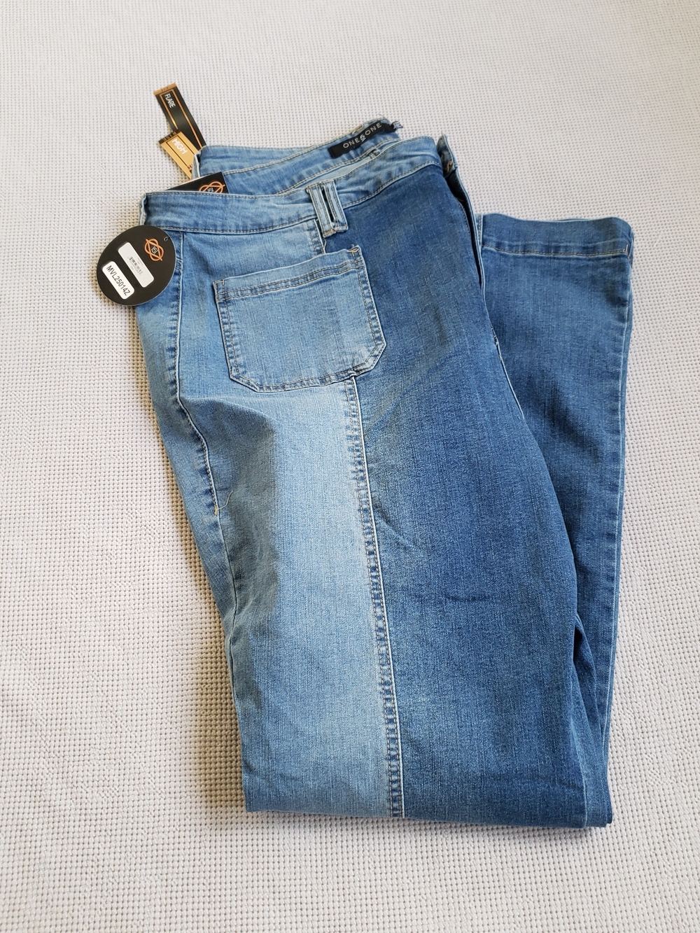 one 5 one Two-Tone Blue Patchwork Flare Jeans 20W Long - Picture 12 of 12